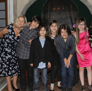 Meet your Posher, Tova